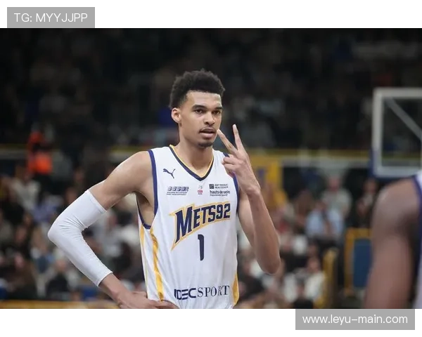 马刺121-110火箭,文班亚马复出率队取关键卡位战 马刺121-110火箭,文班亚马复出率队取关键卡位战